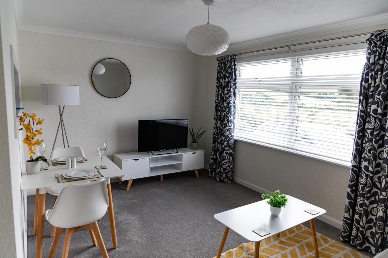 Apartment Chatsworth Riverscape: Gannel View Near Newquay Beaches *
